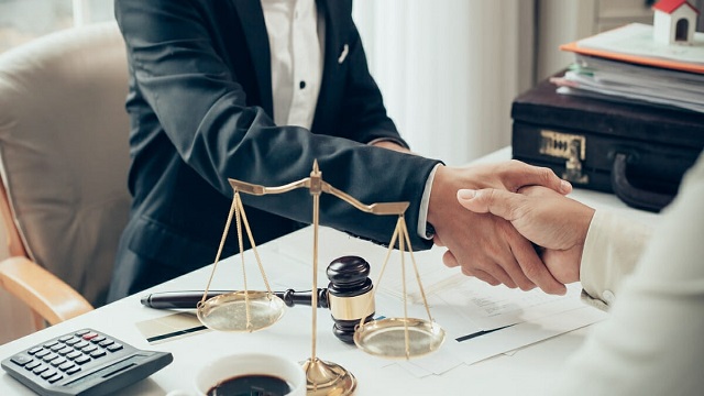تفاوت وکیل پایه یک و پایه دو دادگستری چیست؟