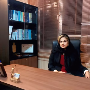 عاطفه مجیدی بهترین وکیل مشهد