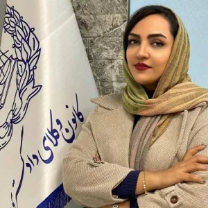 مهشید مهدوی پناه بهترین وکیل کرج