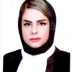 نگین پورغلام وکیل زن در شیراز