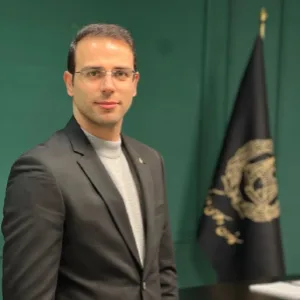 Vahid Nazari وحید نظری بهترین وکیل تهران
