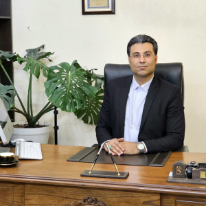 دکتر عباس شفیعی بهترین وکیل مشهد