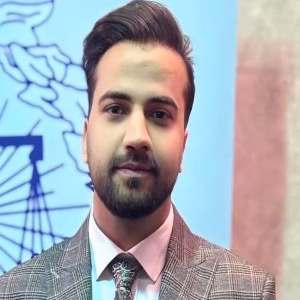 ابوالفضل احمدی بهترین وکیل زاهدان