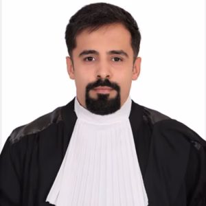 بهزاد هاتف نیا بهترین وکیل ارومیه