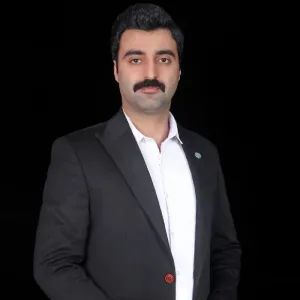 پوریا فرخ نیا بهترین وکیل لنگرود