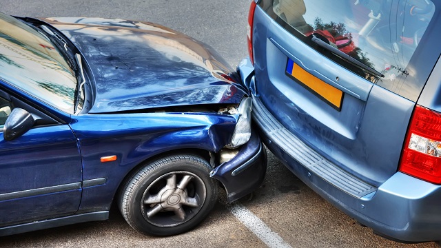 انواع تصادفات رانندگی و زمان طلایی مراجعه به وکیل
