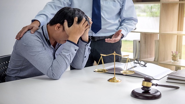 بهترین وکیل طلاق در سنندج کیست؟