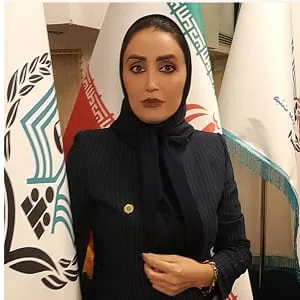 سمیه قبادی بهترین وکیل شهر ری