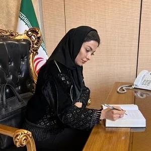گالری وکیل آذین طالبی