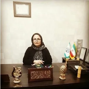فاطمه باقری گله بهترین وکیل زن در اهواز