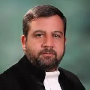 ابوالفضل فاضلی بهترین وکیل ملکی در اراک