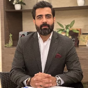 وحید اصفهانی آتش بیک