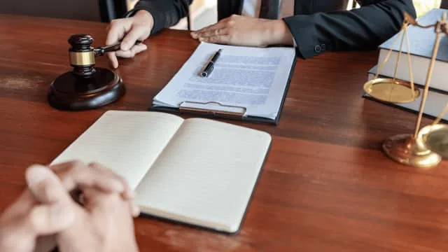 بهترین وکیل خانواده در سنندج