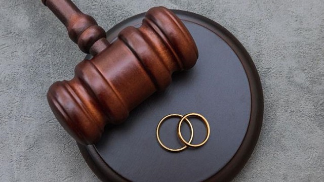وکیل طلاق توافقی کیست؟