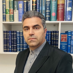 دکتر روح اله کریمی وکیل دعاوی تجاری در تهران