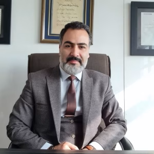 محمد سعادتیان دیزجی بهترین وکیل ملکی در سعادت آباد