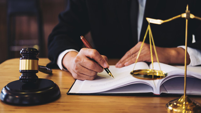 انواع طلاق با کمک وکیل 