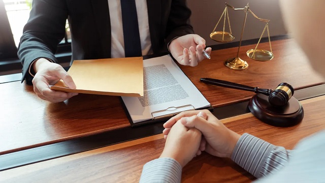 اهمیت مشاوره با بهترین وکیل دیه در کرج