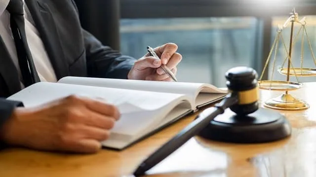 بهترین وکیل پایه یک دادگستری اردبیل