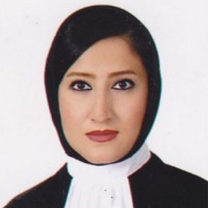 فرخنده طالبان پوربیات وکیل زن در بندرعباس