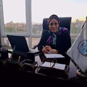 فاطمه عباسی بهترین وکیل قزوین