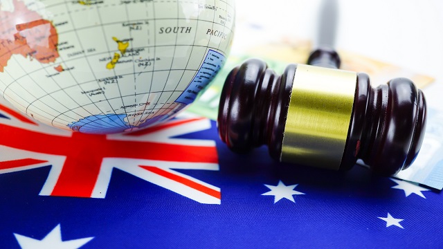 ضرورت استفاده از وکیل در مهاجرت به استرالیا