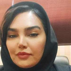 آناهیتا شهریاری بهترین وکیل زن در اصفهان