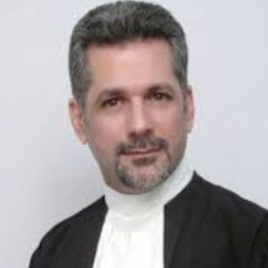 حبیب اله حذیفی وکیل و مشاور پایه یک دادگستری مشهد