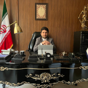 دکتر حمید احمدی راد بهترین وکیل بانکی در تهران