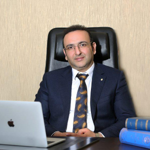 دکتر محمدرضا مهری بهترین وکیل جرایم اقتصادی در تهران