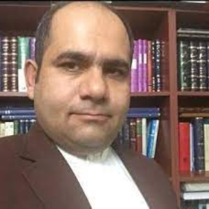 ابوذر نصراللهی  وکیل و مشاور پایه یک دادگستری در مرزداران