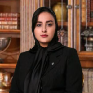 مبینا نصر اللهی بهترین وکیل دورود