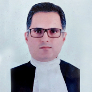 مرتضی رشیدیان یزد بهترین وکیل ملکی در مشهد