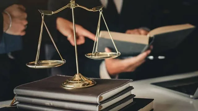 لزوم مراجعه به وکیل برای پیگیری پرونده در دیوان عالی کشور
