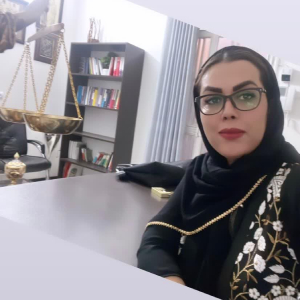  ساره سالاری گوغری بهترین وکیل زن در کرمان