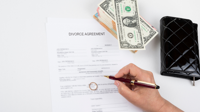 هزینه ثبت طلاق در دفترخانه چقدر است؟