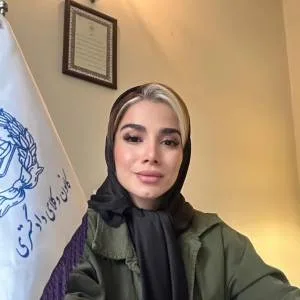 آرزو درویشوند بهترین وکیل زن تهران