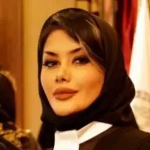 نیلوفر نوری بهترین وکیل ارومیه
