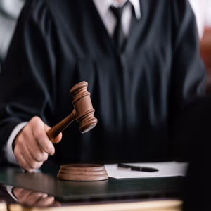 دادگاه جرایم غیر عمد و تصادفات اراک